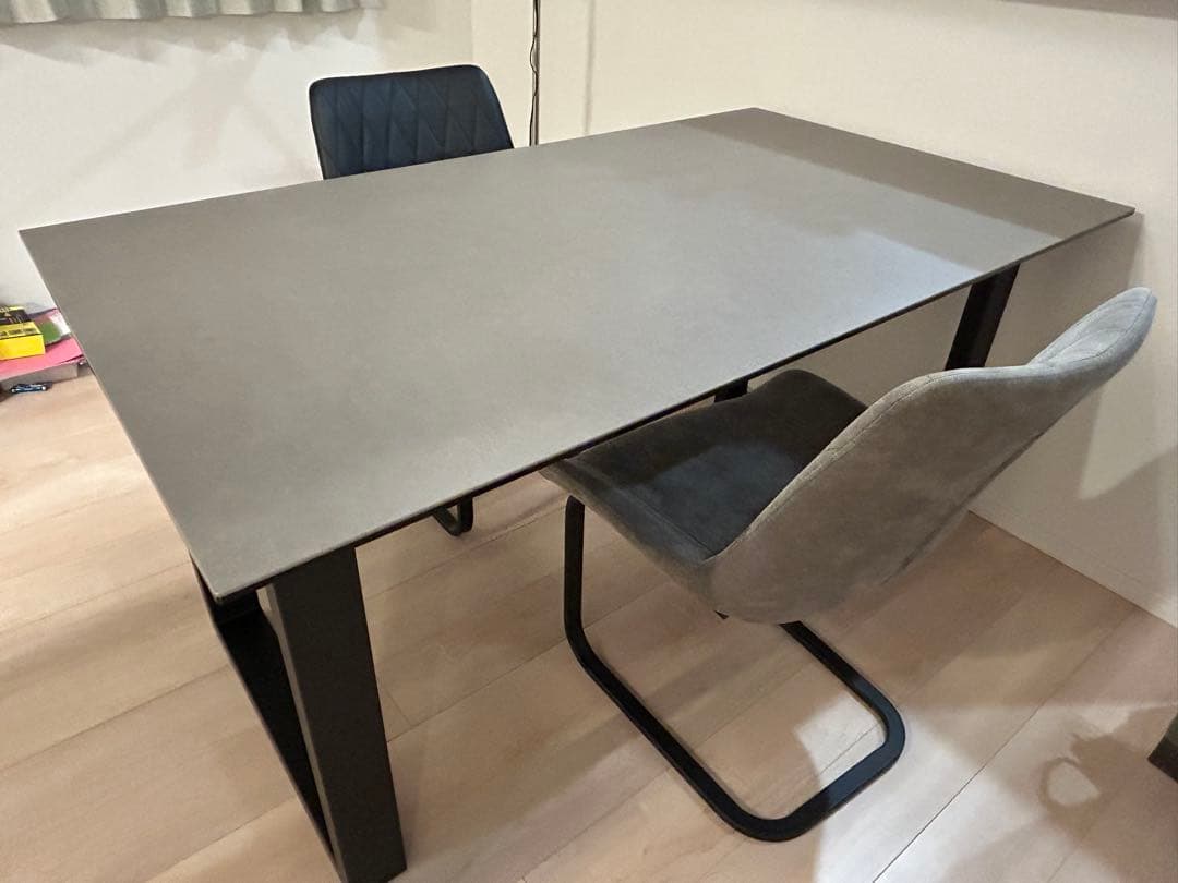 【美品＆送料込】耐熱セラミックダイニングテーブル 150cm モダン ルイーズ