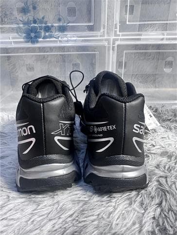 新品 SALOMON サロモン XT-6 GTX スニーカー 24.5cm