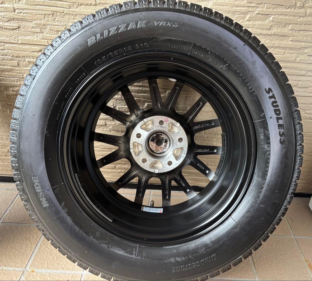 新品 ブリヂストン ブリザック VRX3スタッドレス195/65R15 91Q