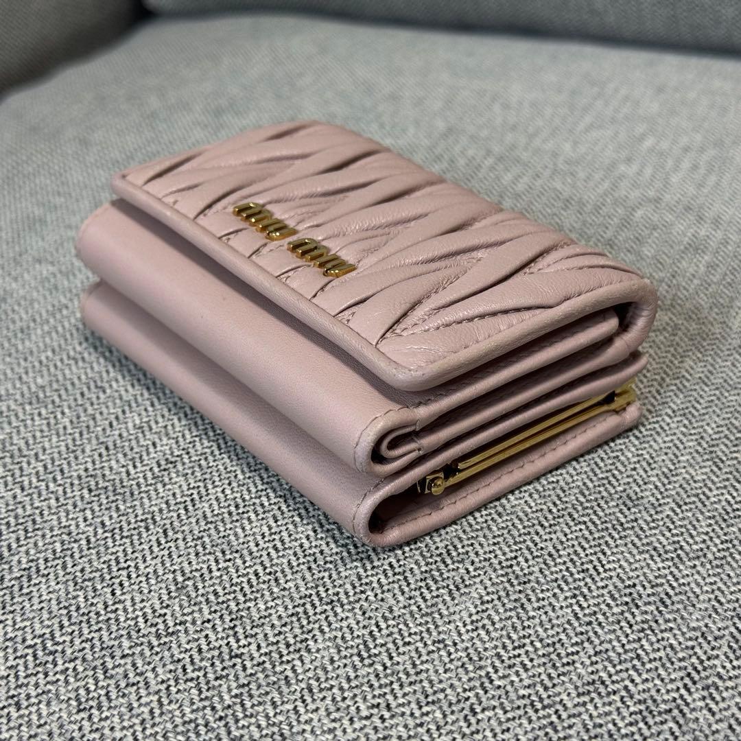 Miu Miu ミュウミュウ マテラッセ ミニウォレット 三つ折り財布