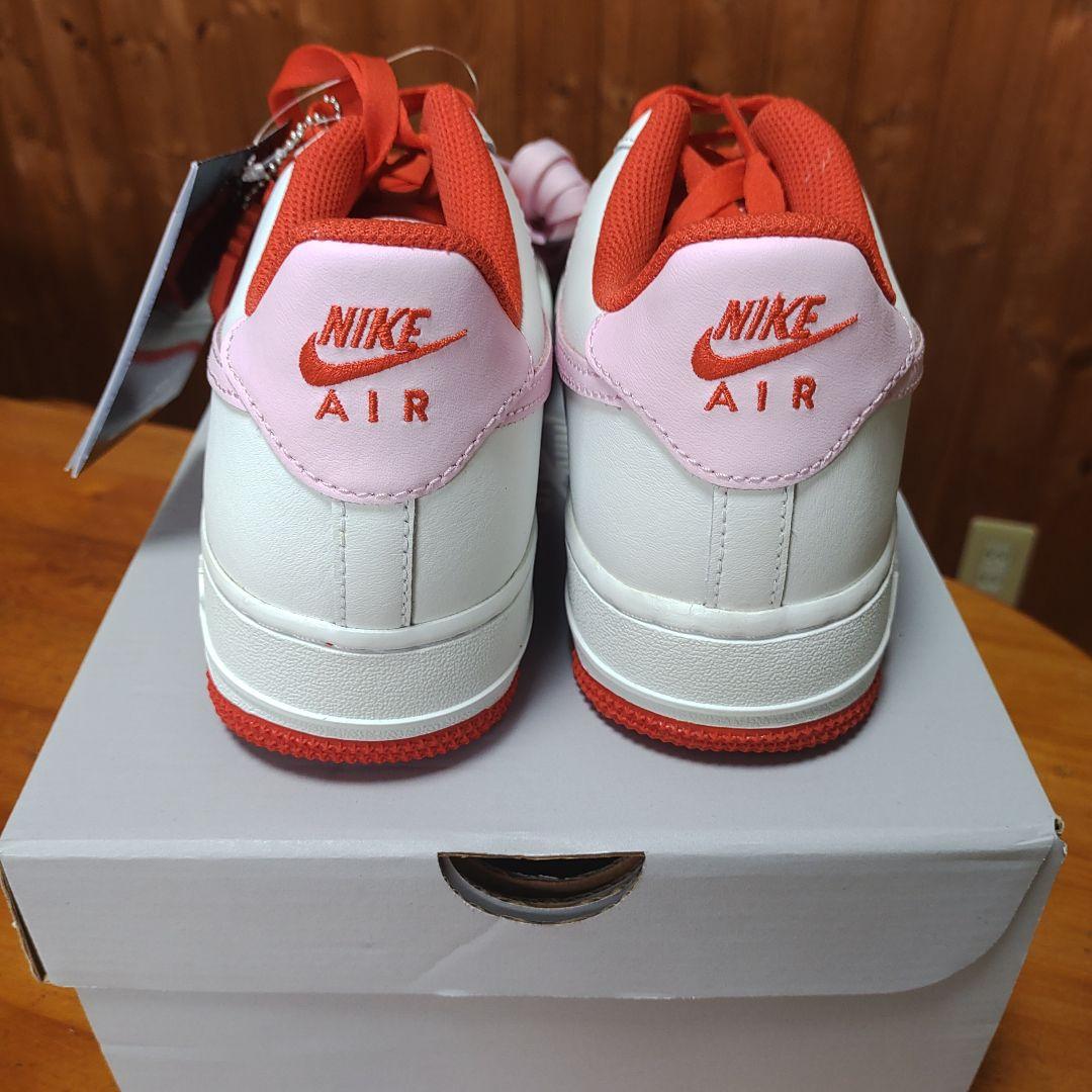Nike Air Force 1 赤/白 スニーカー　ハート柄　24.5　新品