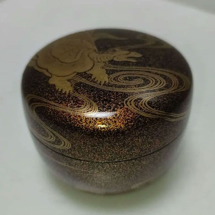 蒔絵棗　亀