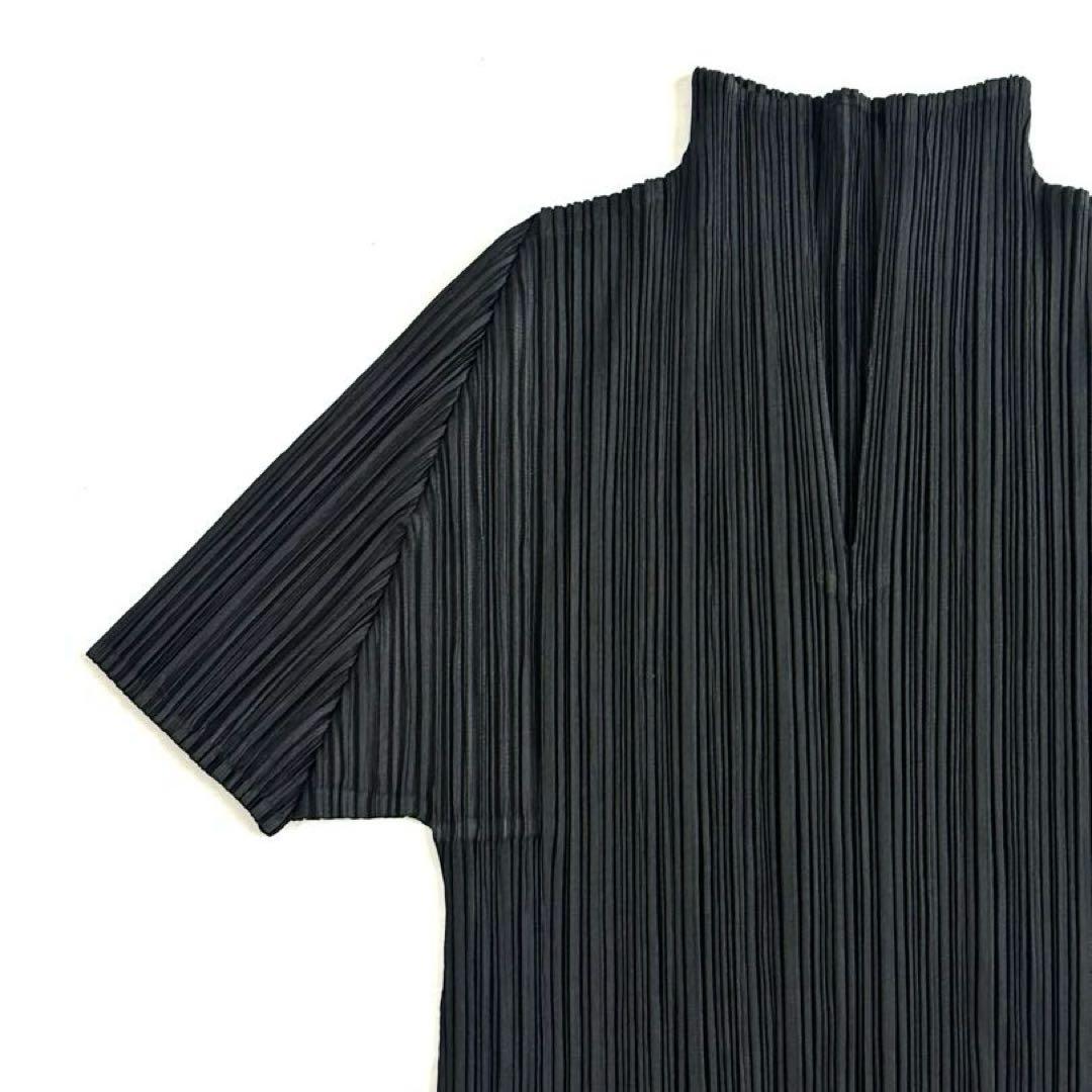 PLEATS PLEASE ISSEY MIYAKEプリーツプリーズ　　トップス