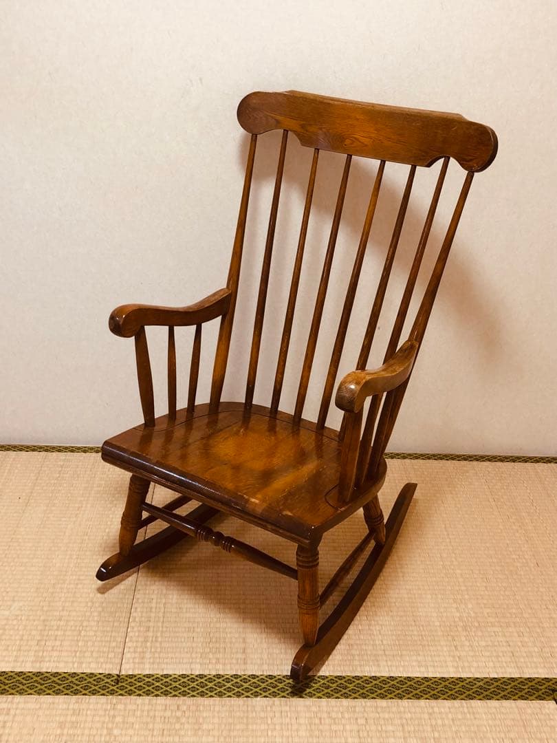 柏木工のロッキングチェア 古いです キズ スレありますが艶と味あります