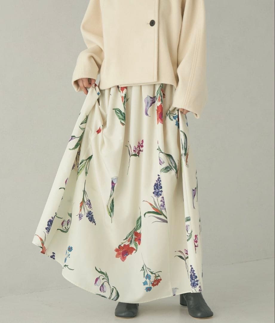emmel refines フラワープリントボリュームマキシスカート