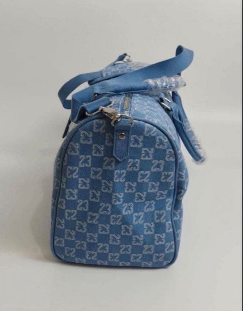 新品ジョーダン ライトブルー ダッフルバッグ