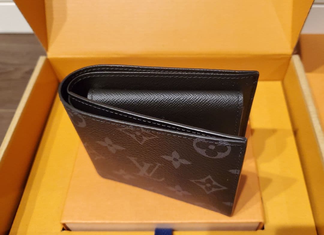 【新品・美品】 ルイヴィトン ポルトフォイユマルコ NM モノグラム エクリプス