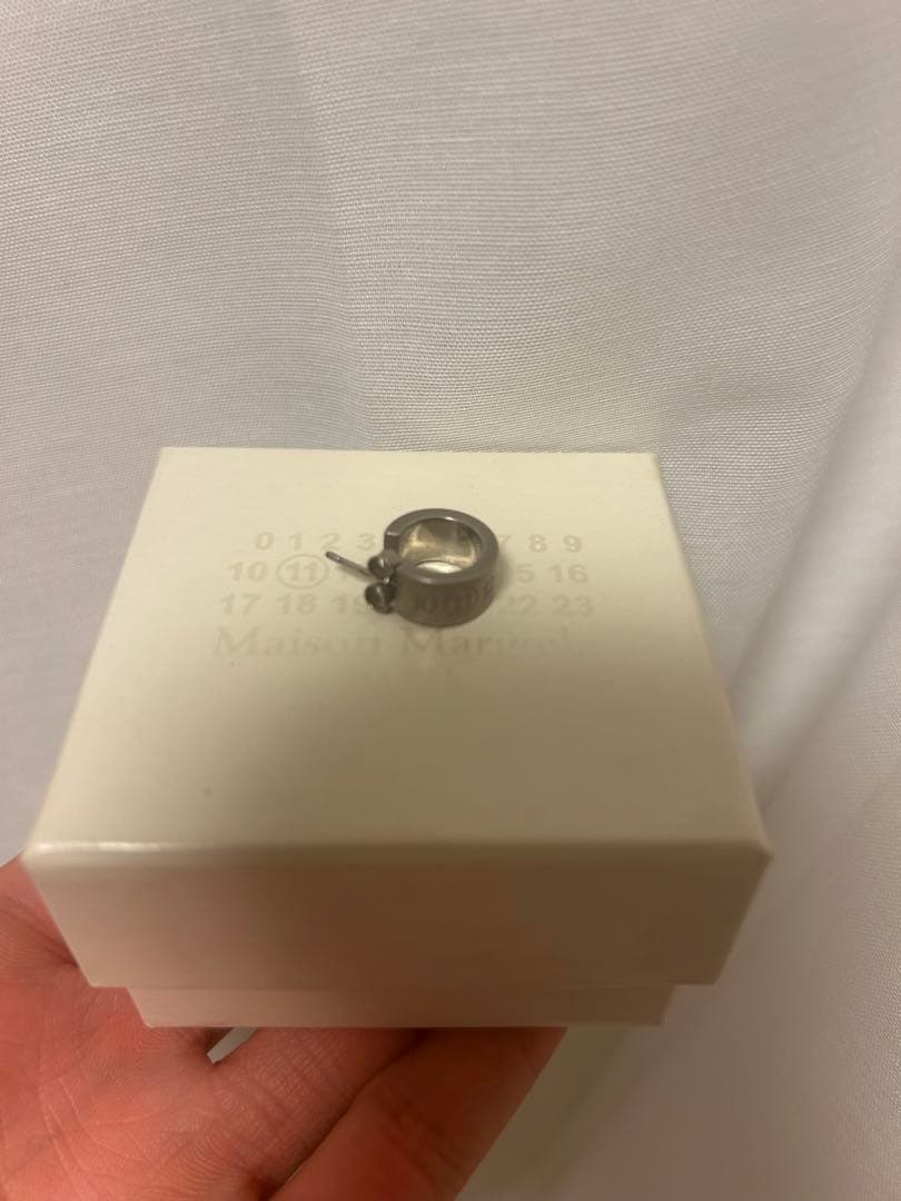 マルジェラ　ピアス