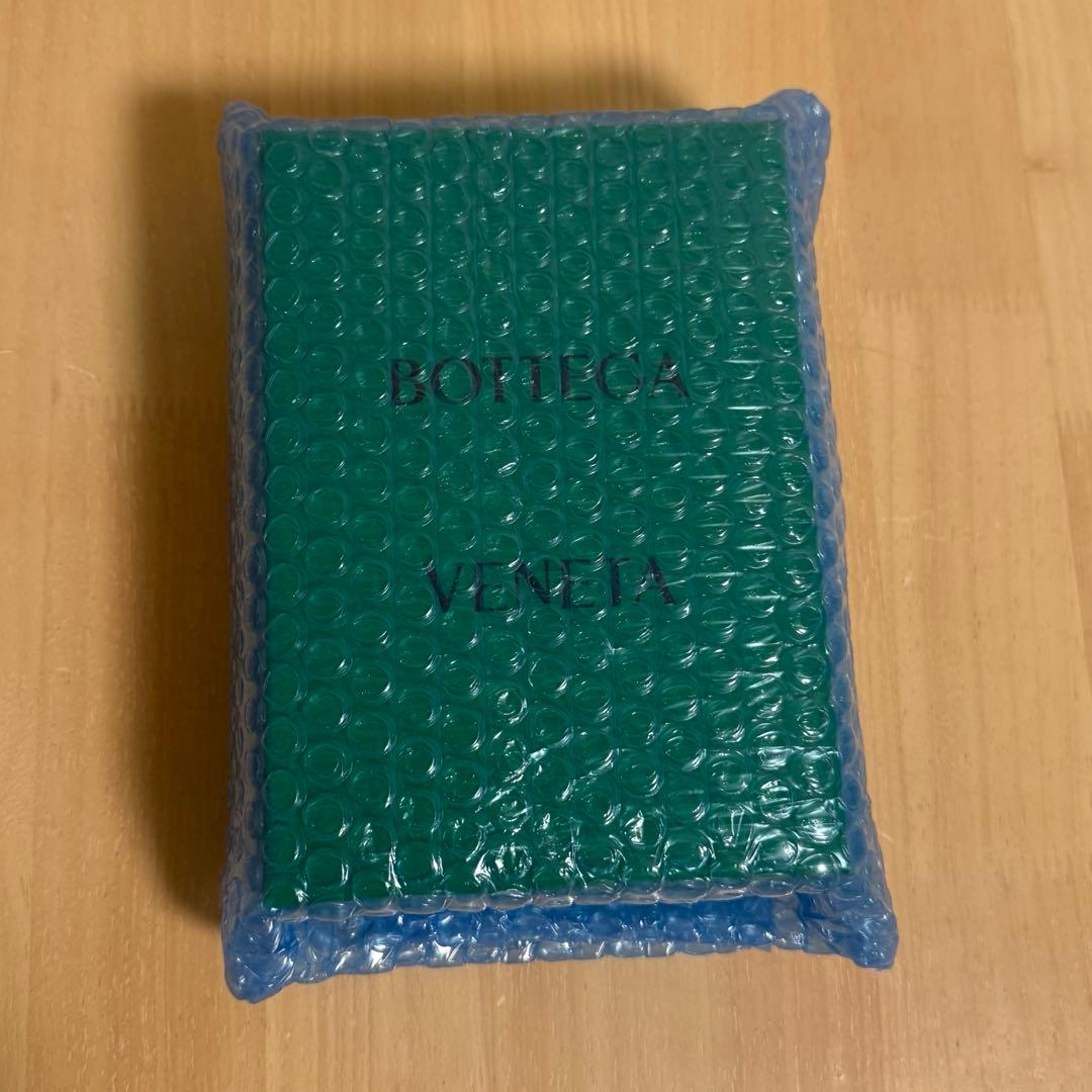 新品未使用★BottegaVenetaパース付二つ折財布★ダークグリーン