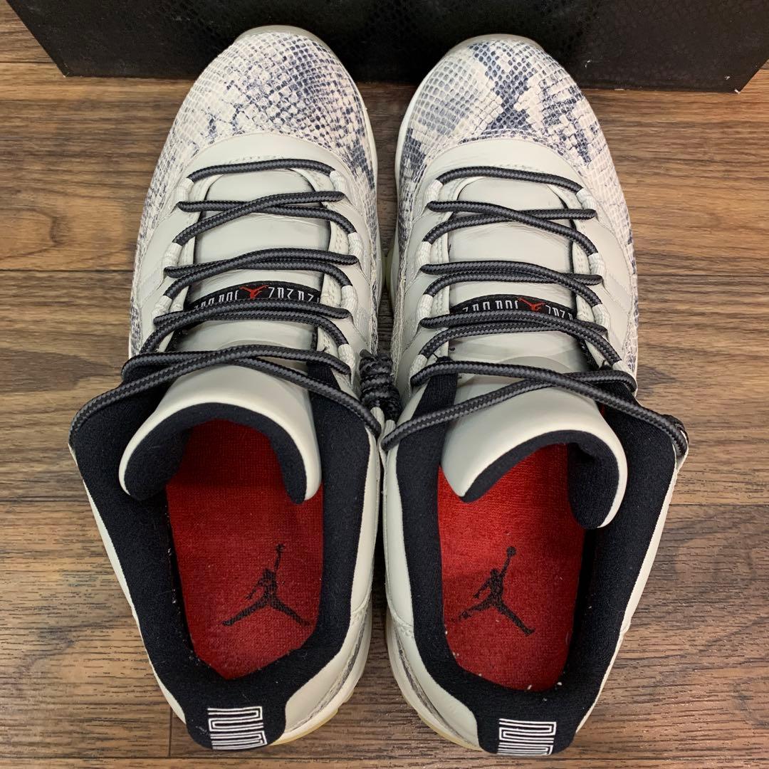 中古 Nike Air Jordan 11 Low Snakeskin