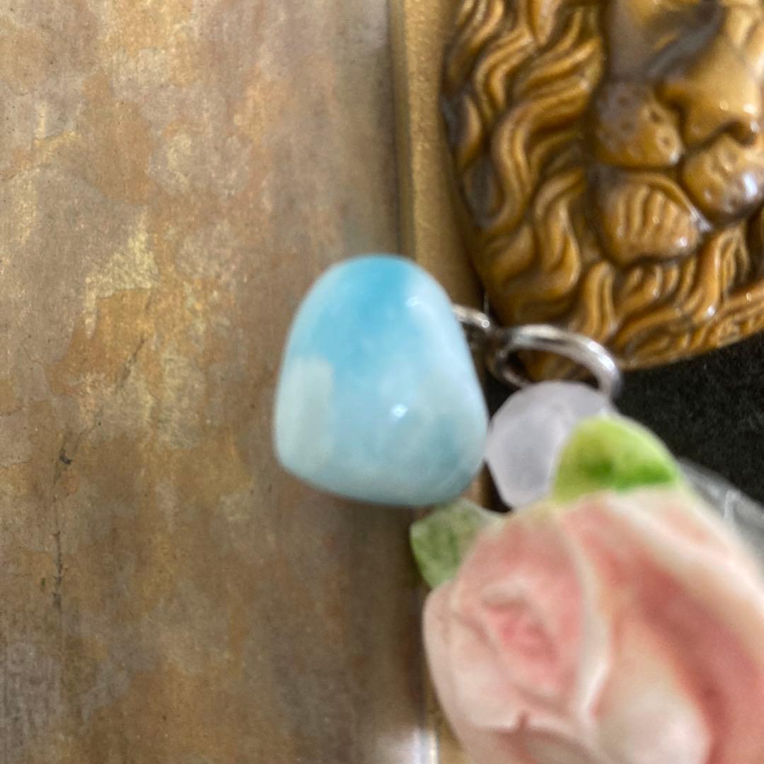 【種名　日本鹿の角】 オリジナル彫刻⭐️プリンセスローズと野獣⭐️ 虎目石　☆匿名☆