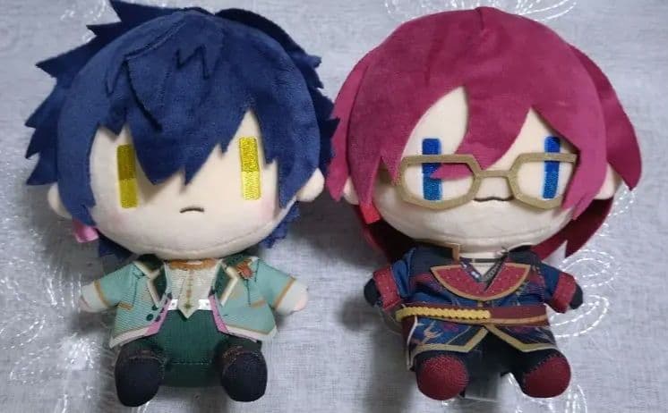 漣ジュン 七種茨 ぺたんおすわりぬいぐるみ