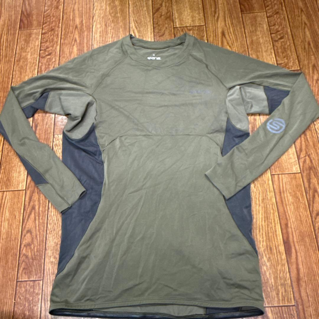 割引中！SKINS 長袖コンプレッション　M dynamic ultimate