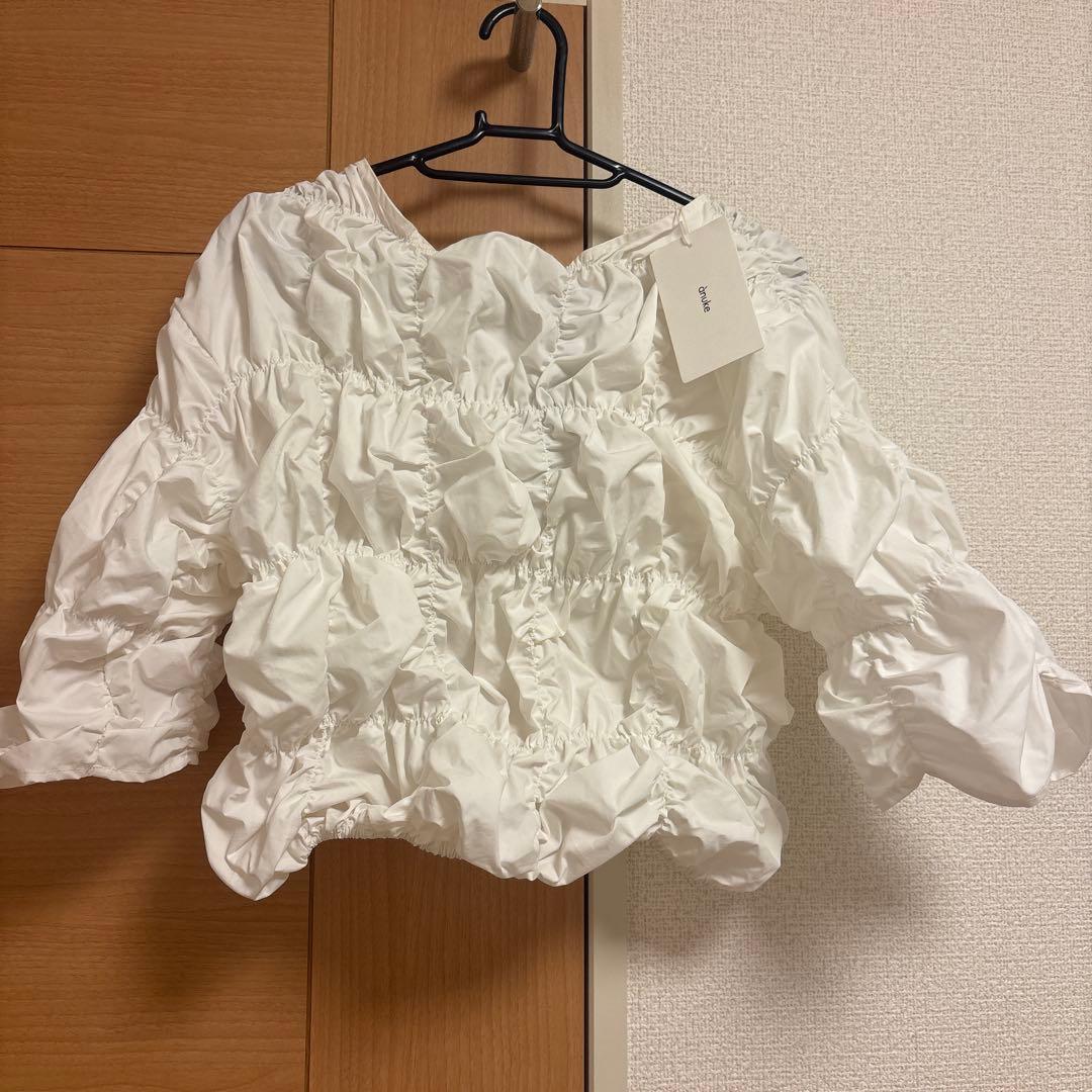 トップス anuke Typewriter Shirring Tops