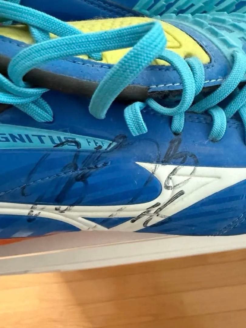 Mizuno Morelia Neo II サッカーシューズ