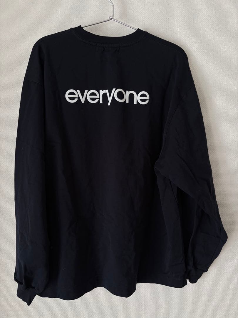 everyone ロゴ入り ネイビー 長袖カットソー