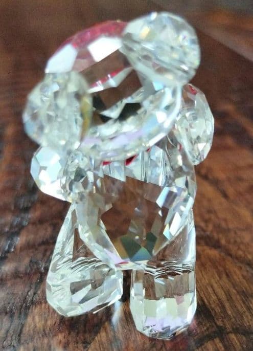 スワロフスキー　ハートのクマ