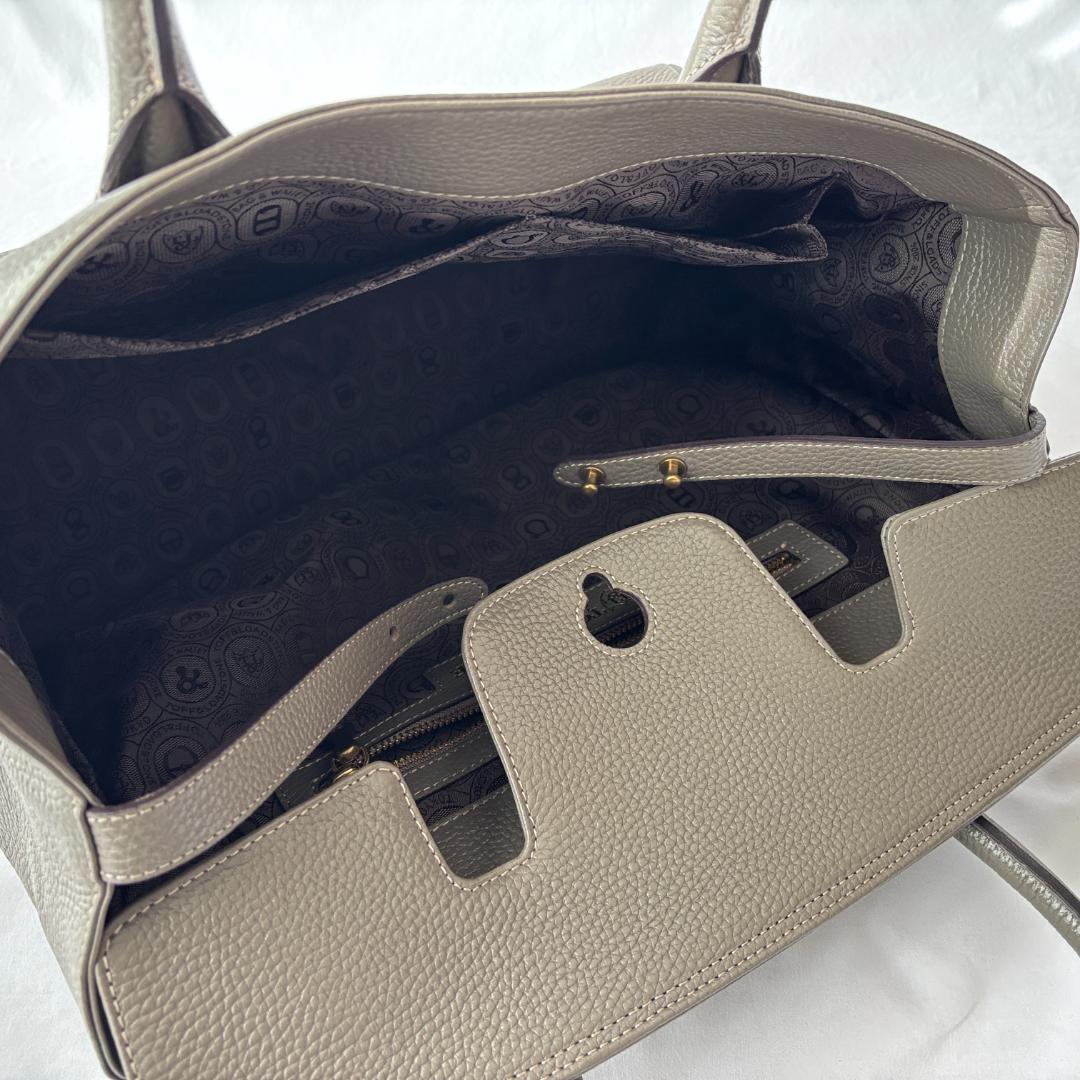 極美品 トフアンドロードストーン ルーフボタン トートバッグ L グレー 牛革