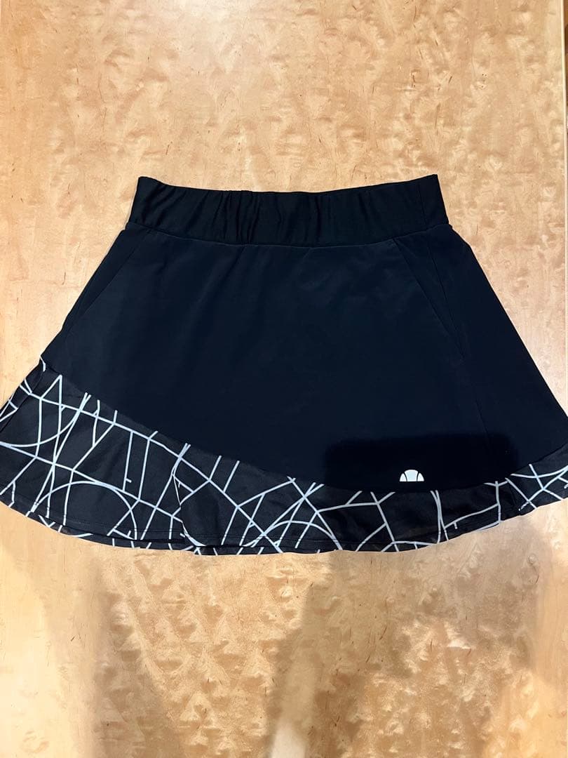 希少　ellesse テニスウェア　3点セット　ブラック　サイズM エレッセ