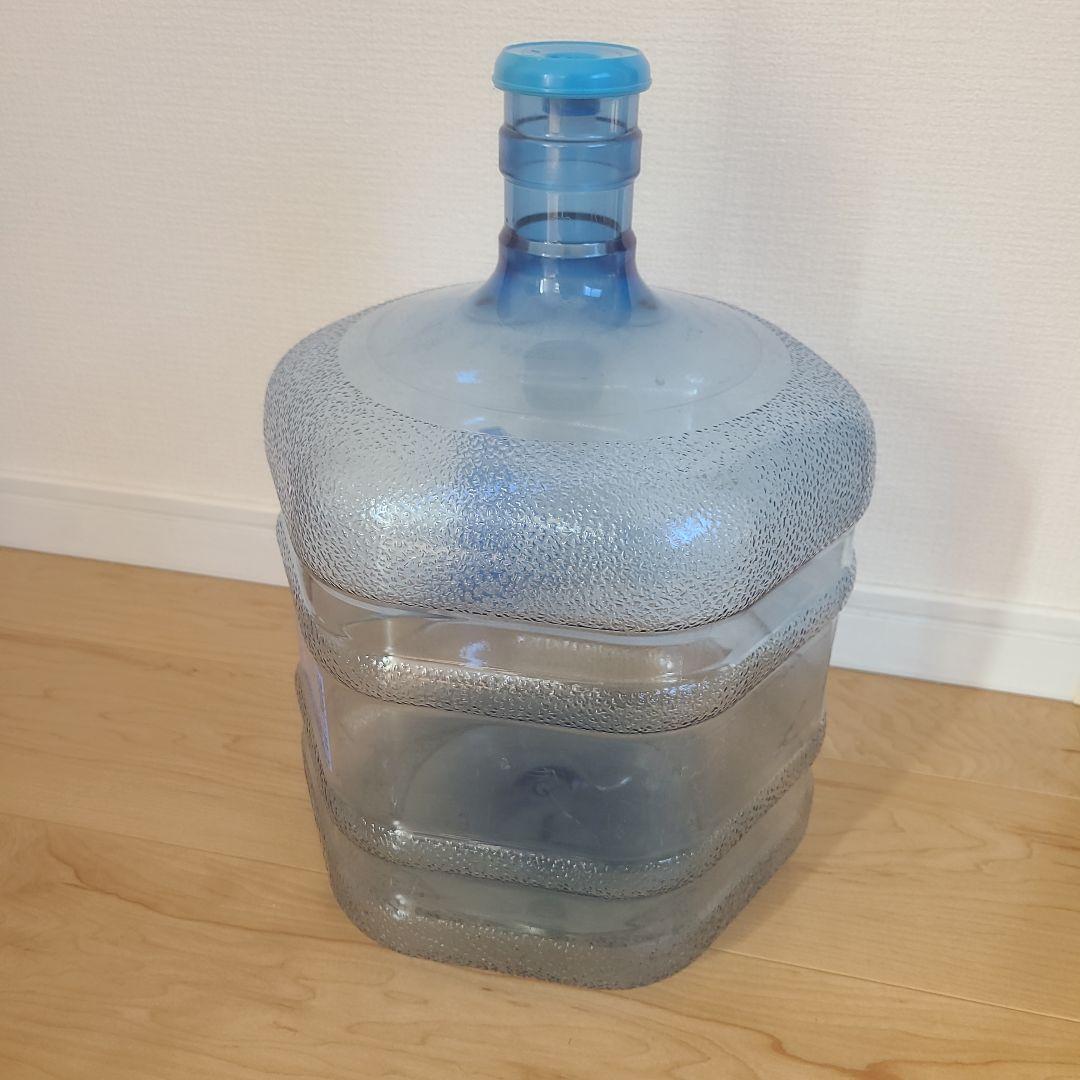 水ボトルスタンドと12L空ボトル3本セット