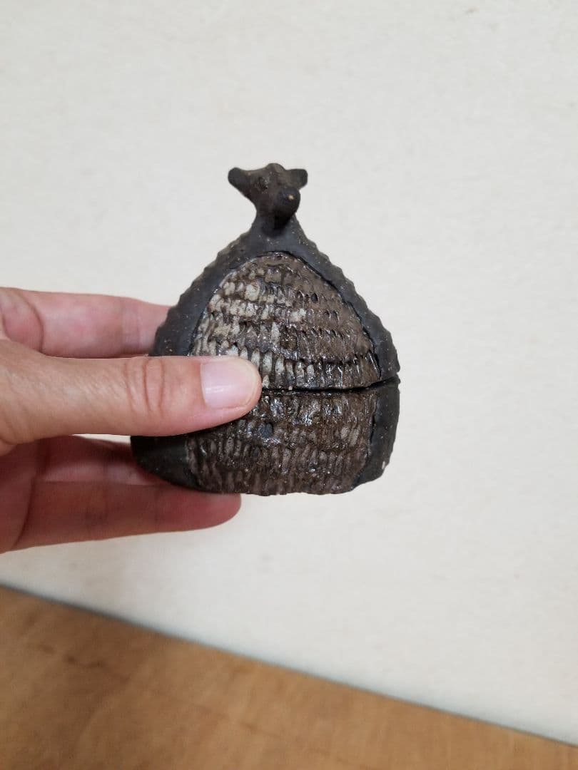 中嶋寿子　置物　小物入れ　作家　陶磁器　オブジェ