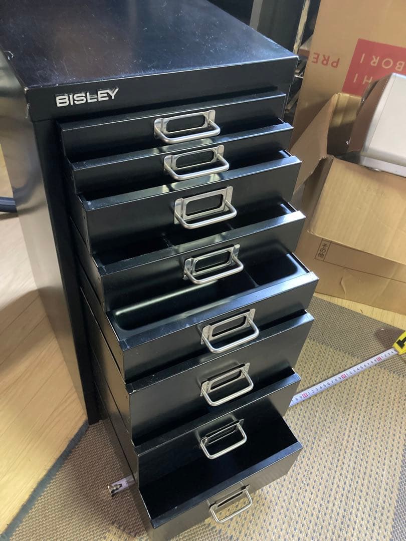 BISLEY スチールキャビネット　ブラック　キャスター　専用トレイ5枚付き