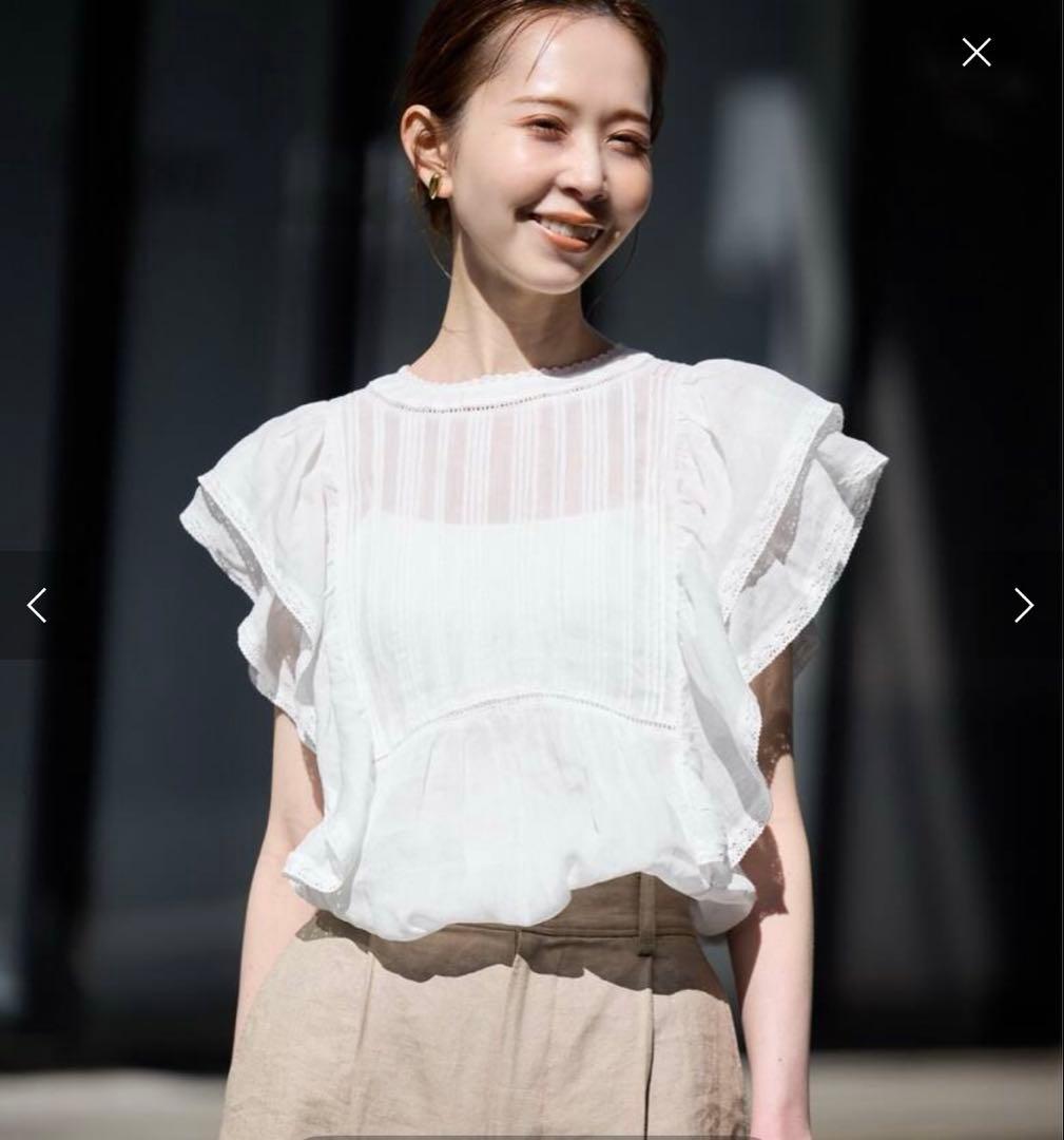 新品タグ付き　スローブイエナ ラミーフリルピンタックブラウス　白　ホワイト