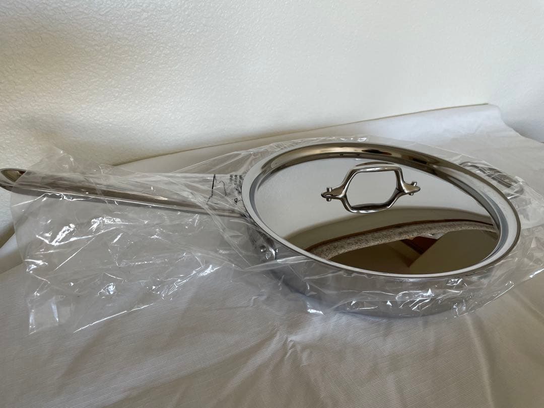 新品　All-Clad ステンレス　ソテーパン 蓋付3QT オールクラッド