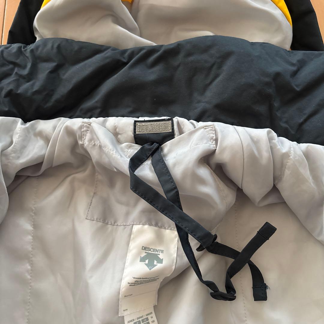美品☆DESCENTE 子ども用スキーウェア 紺色/黄色 160