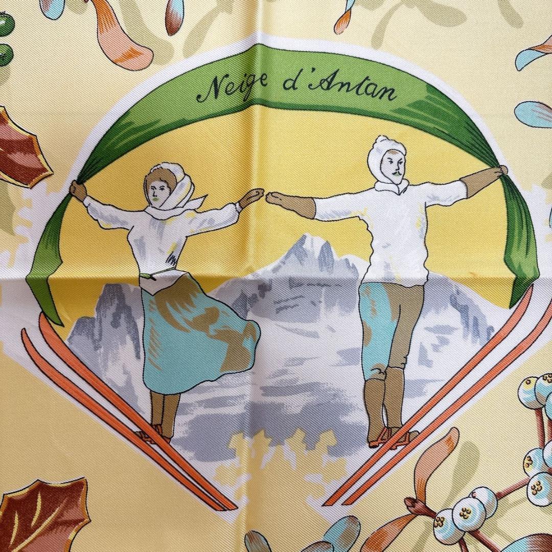 エルメス カレ90 スカーフ 去年の雪 Neige d'Antan イエロー
