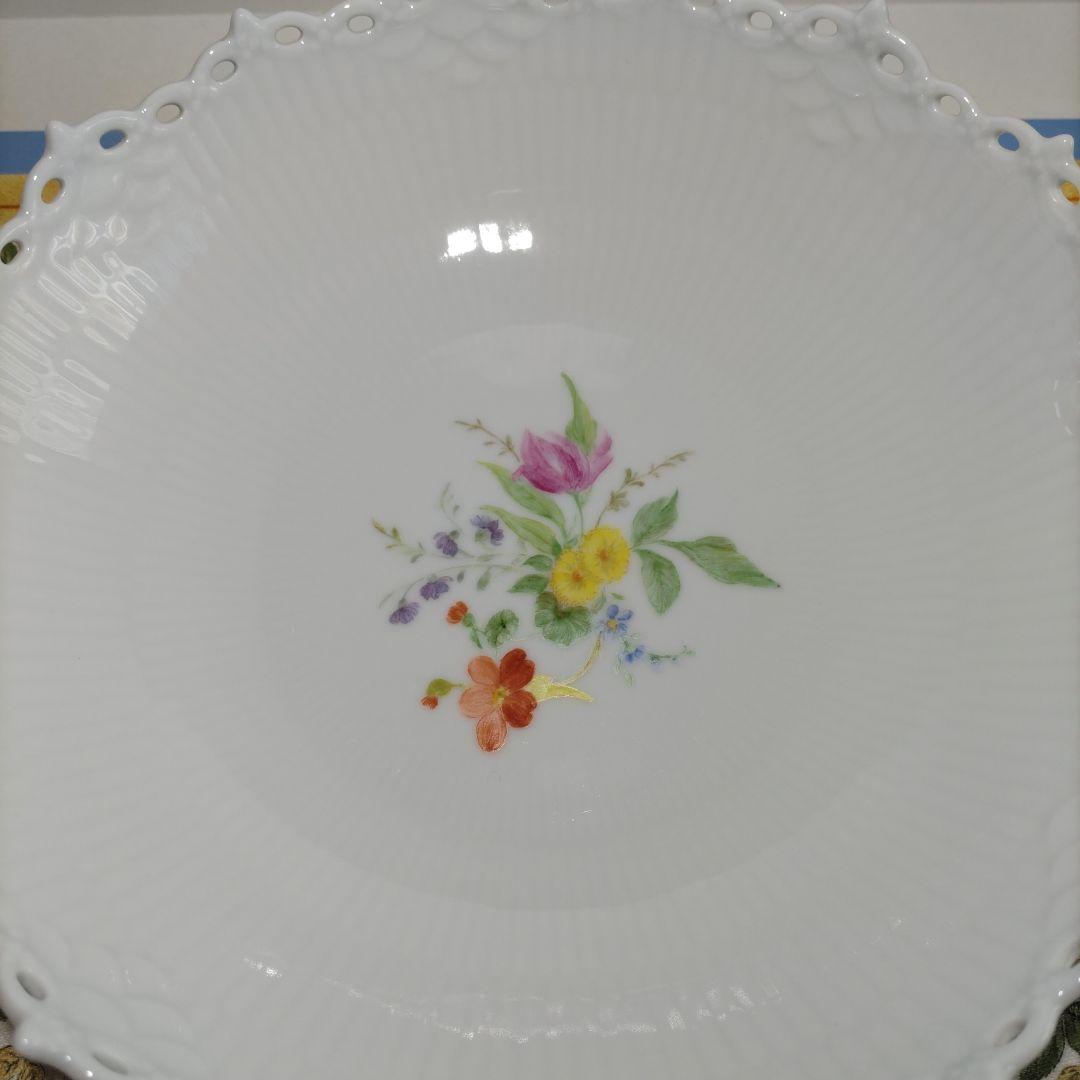 【貴重品】ロイヤルコペンハーゲン　ホワイトフルーテッド　フルレース　ボウル　花柄