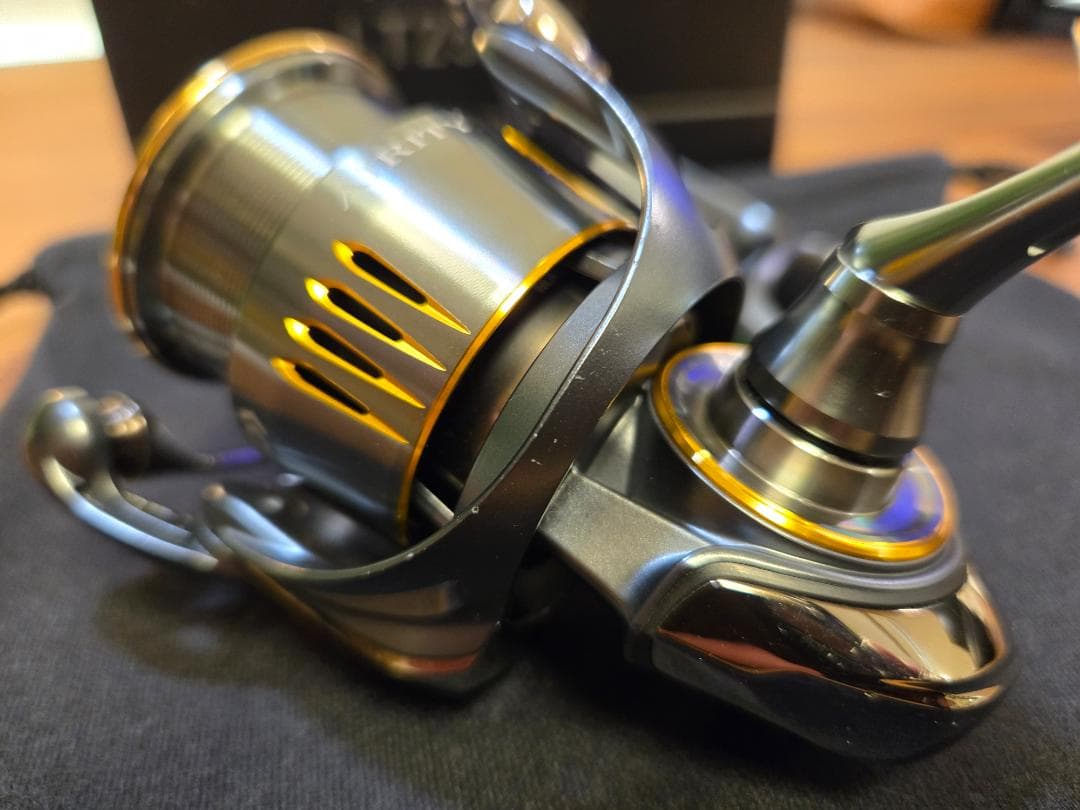 ダイワ DAIWA 23エアリティー LT2500S 25年10月新品購入品