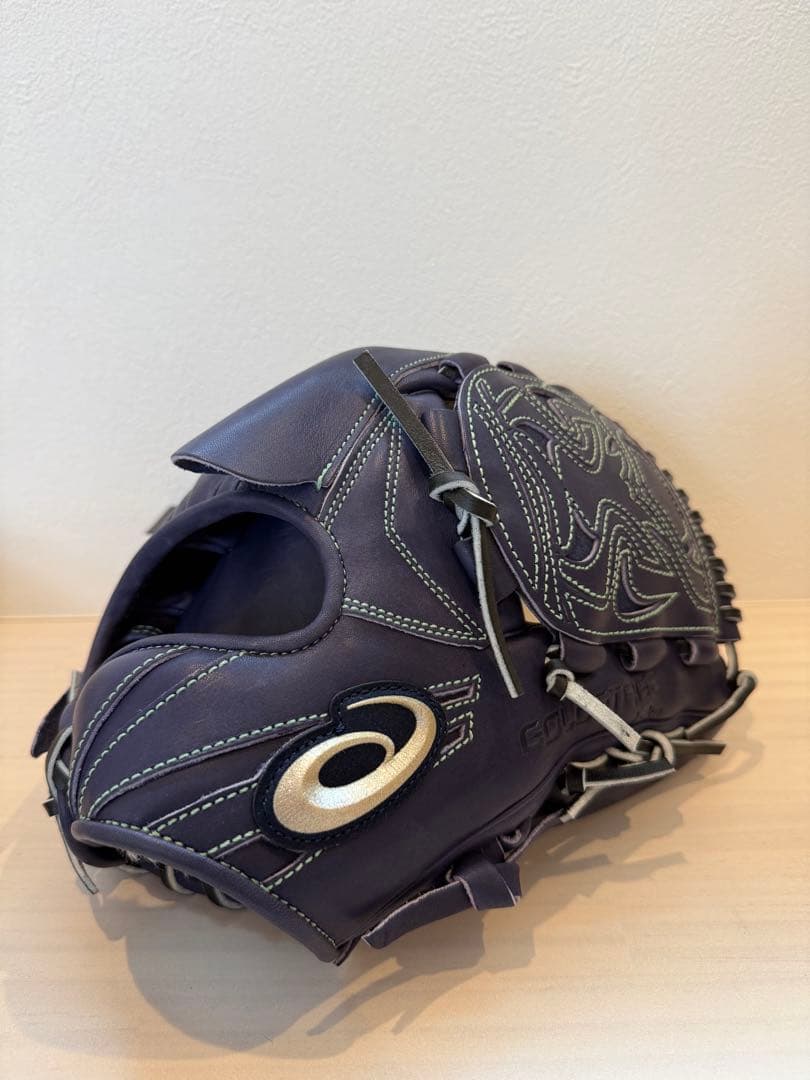 アシックス　軟式ゴールドステージ投手用