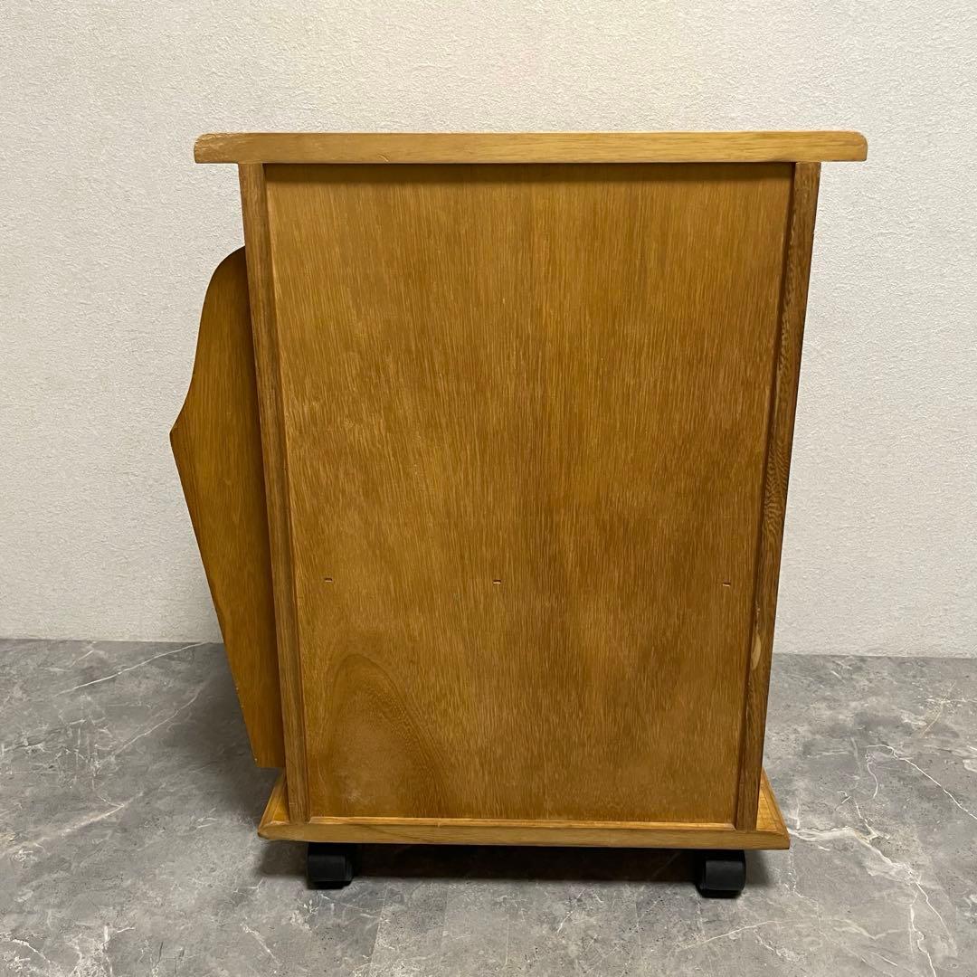 アンティーク　サイドテーブル　サイドチェスト　サイドキャビネット　飾り台