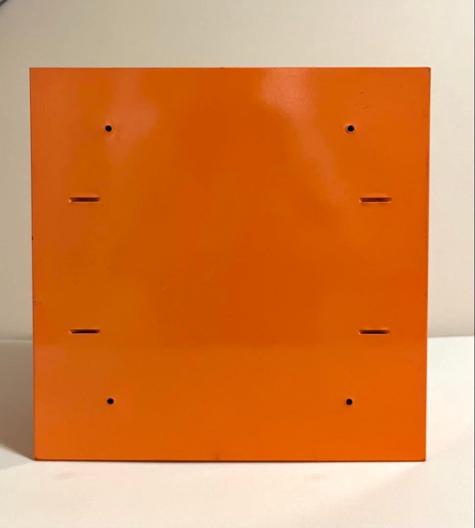 ウォールミラーキャビネット　スペースエイジ　ウォールラック　90s 洗面台