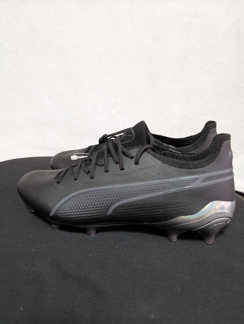 PUMA プーマキング アルティメット FG/AG 24CM
