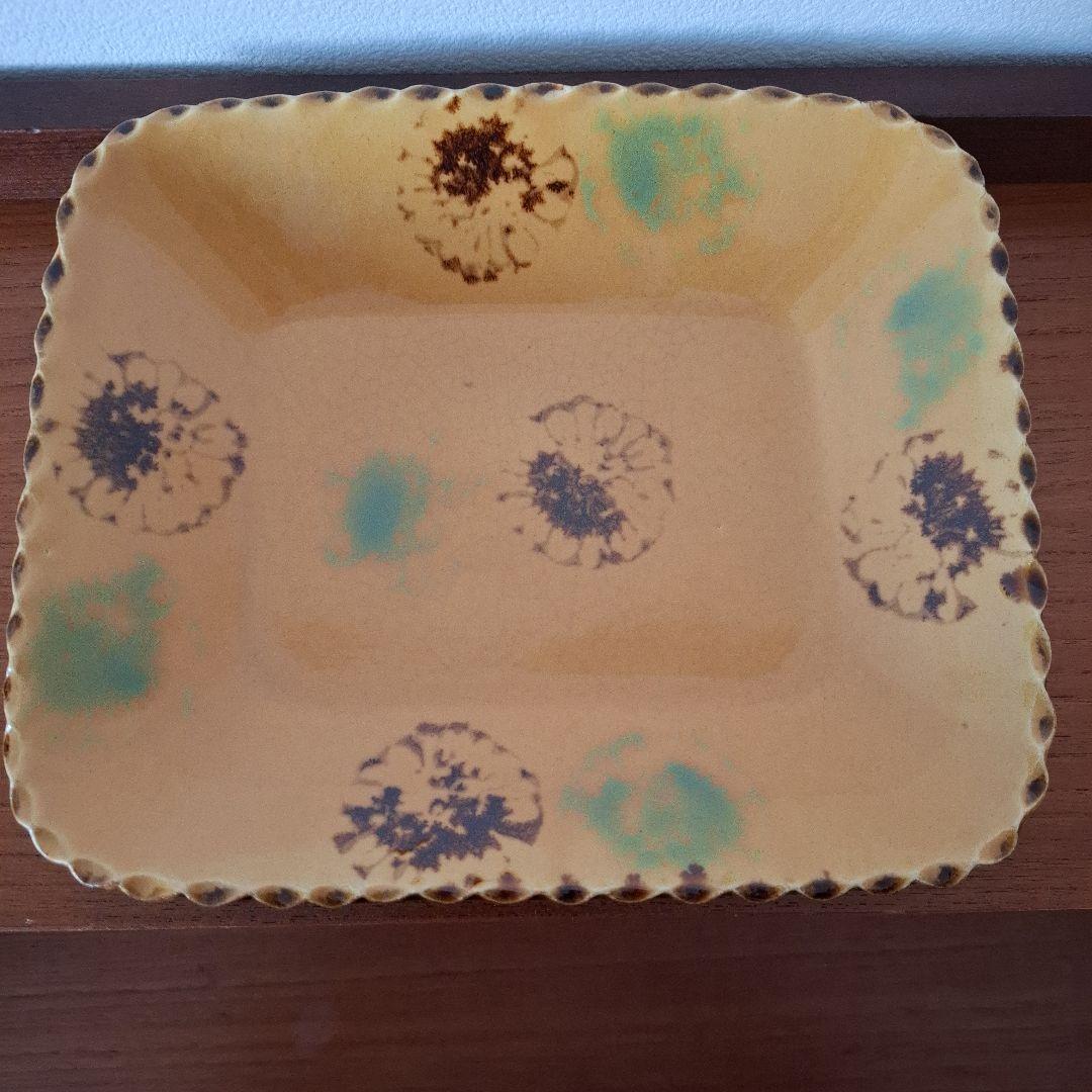 伊藤聡信さん　印判四方皿