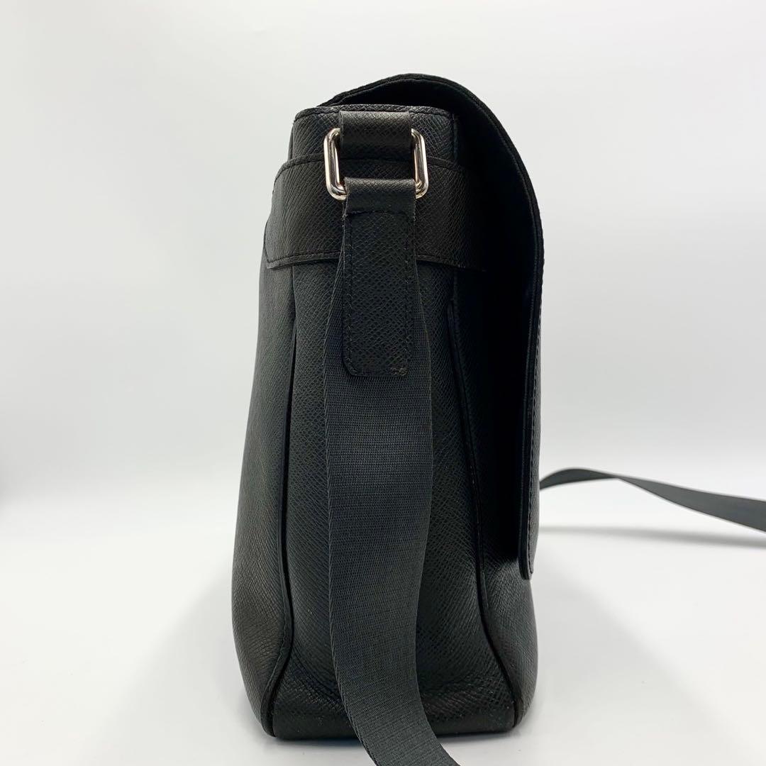 専用品ルイヴィトン ロマン タイガ ショルダーバッグ ブラック 斜め掛け 黒