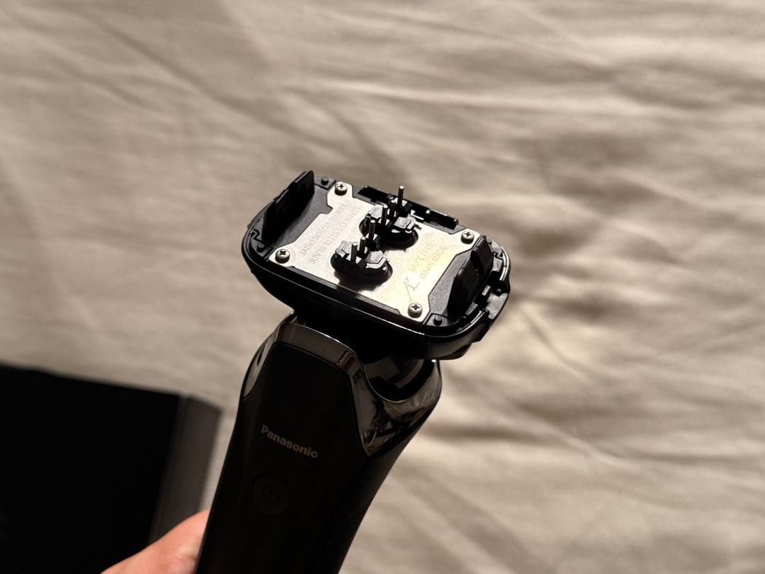 y*o様 Panasonic ES-LS5B ラムダッシュ6枚刃髭剃り(値下げ可