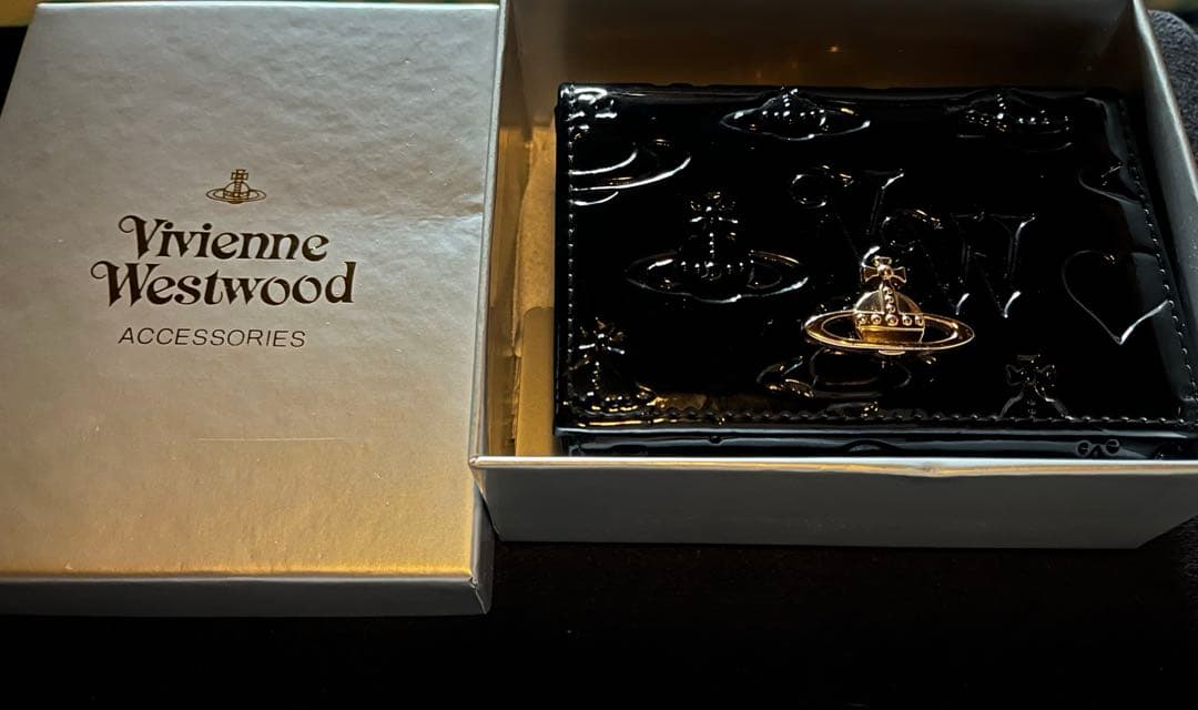 Vivienne Westwood ブラック 三つ折り財布