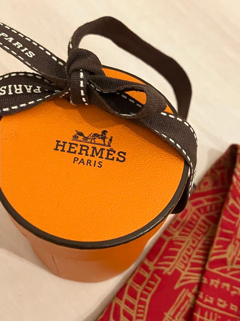 新品未使用　HERMES エルメス　2006年銀座店限定　ツイリー　スカーフ
