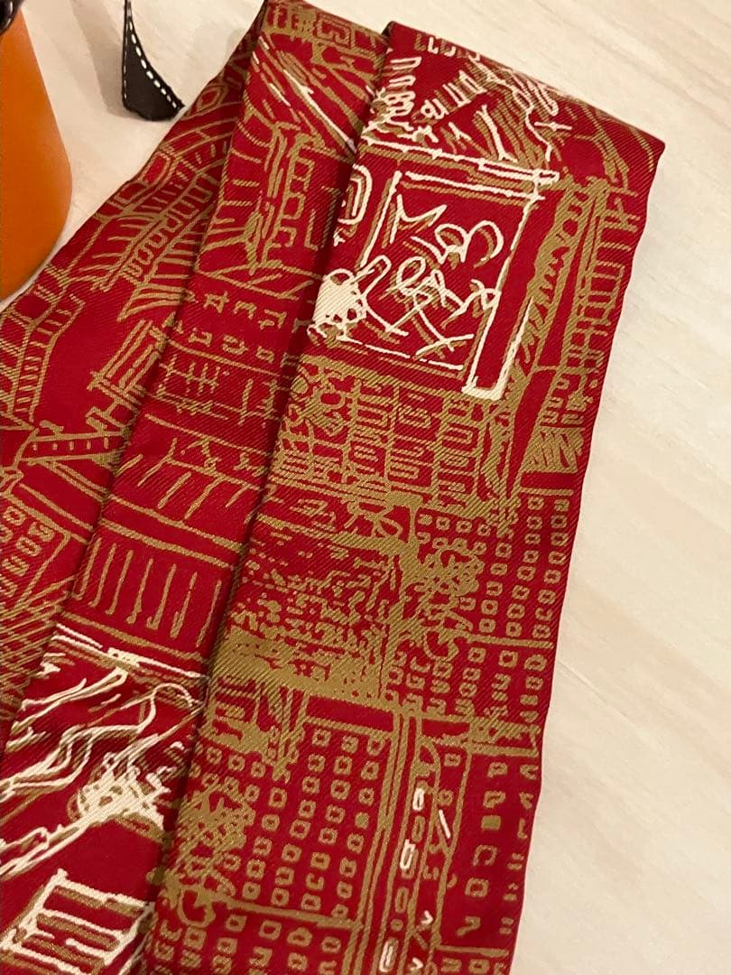 新品未使用　HERMES エルメス　2006年銀座店限定　ツイリー　スカーフ