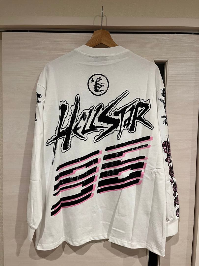 新品同様 HELLSTAR STUDIOS GRAFIC L/S TEE M