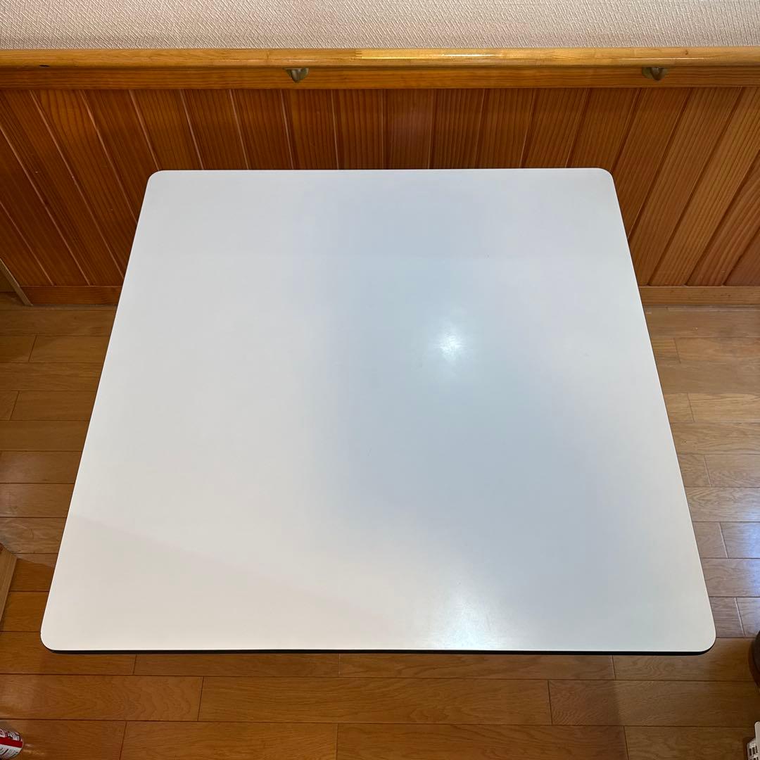 Herman Millerイームズ コントラクトベース テーブル 正方形90cm