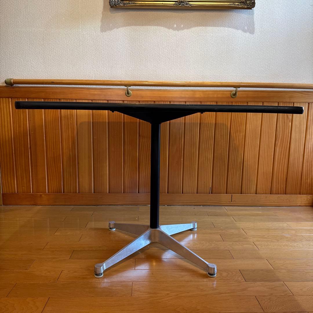 Herman Millerイームズ コントラクトベース テーブル 正方形90cm