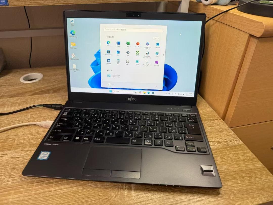 Fujitsu U938 第8世代 i5 8GB Office2021