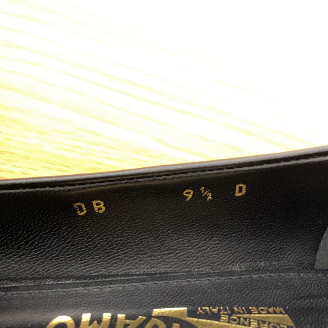 【希少】SALVATORE FERRAGAMO 黒リボンパンプス26〜26.5