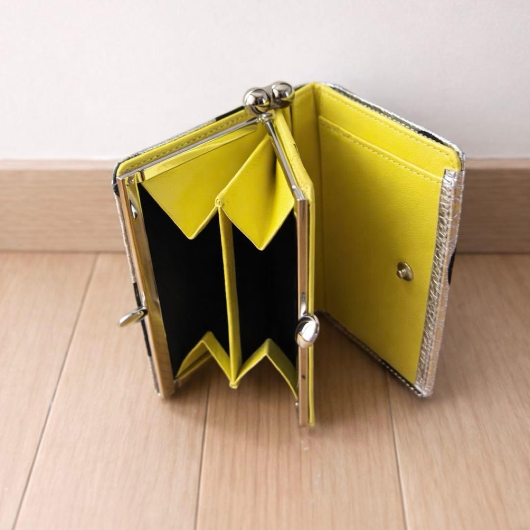 新品＊箱付　VIA DOAN シルバードット 二つ折り財布　水玉　がま口
