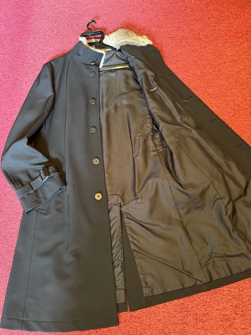 り*さ様 【美品】プラチナム コムサ　ミリオール 黒 ステンカラーコート 襟元ラ