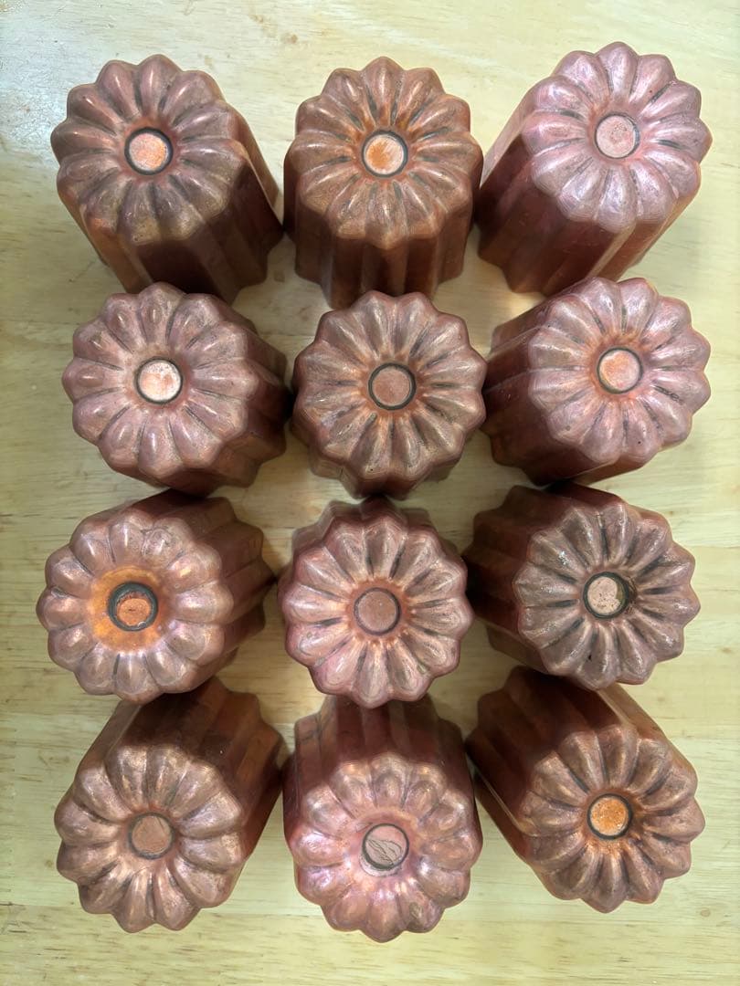 ②銅カヌレ型 大12個セット　国産ミツロウ120g付き